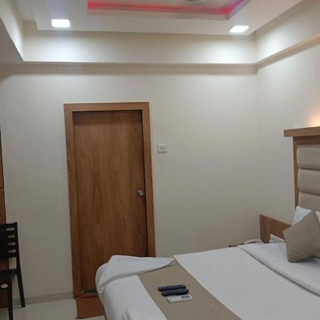 Sun Inn Residency , 纳威孟买 外观 照片