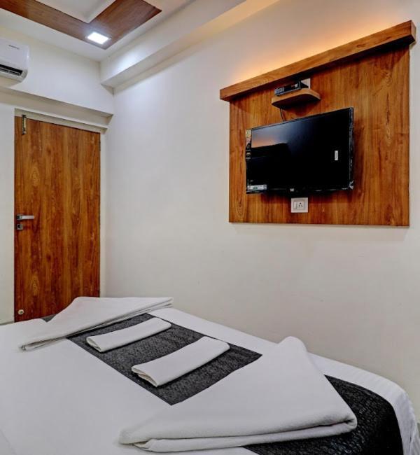 Sun Inn Residency , 纳威孟买 外观 照片